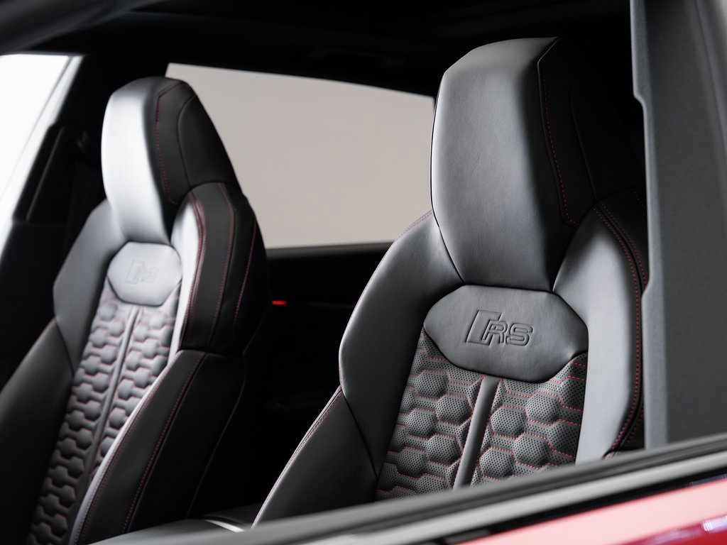 New 2025 Audi RS Q8 performance image 11