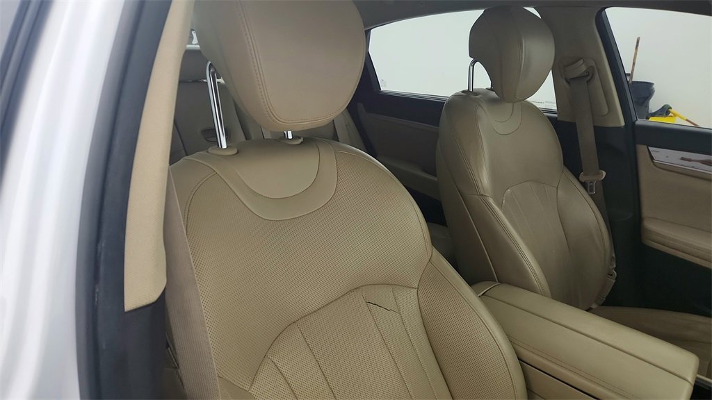 Used 2016 Hyundai Genesis 3.8 w/ Option Group 02 image 26