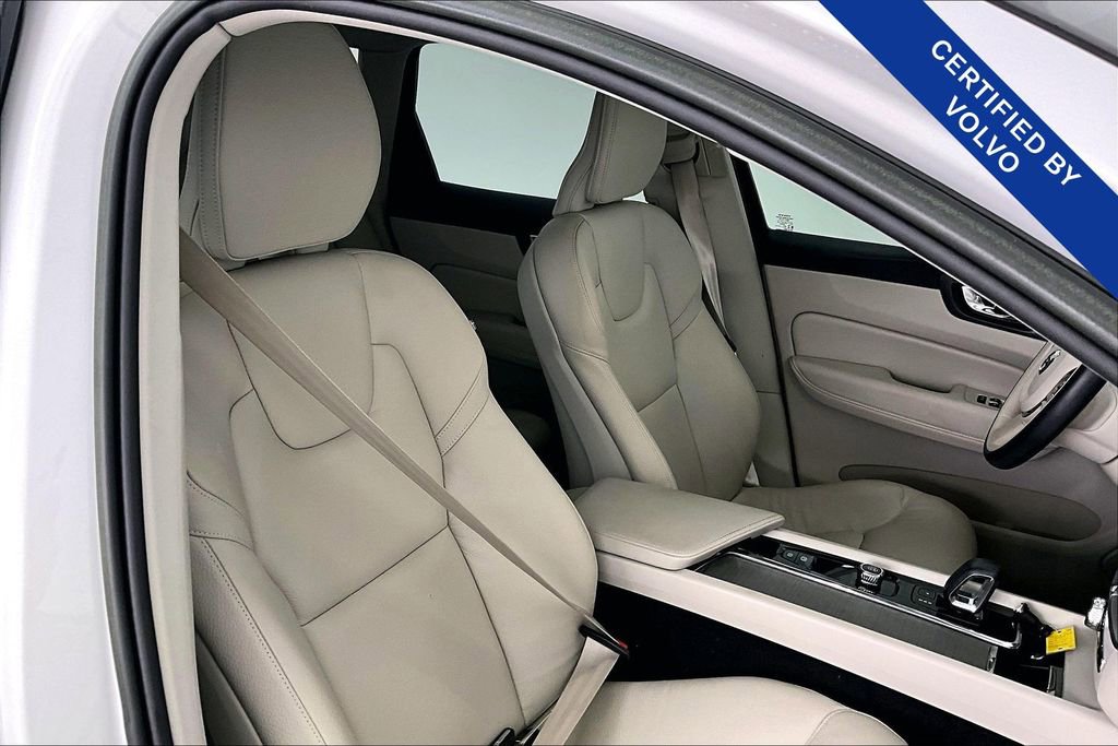 Used 2023 Volvo XC60 B5 Plus w/ Protection Package Premier image 10