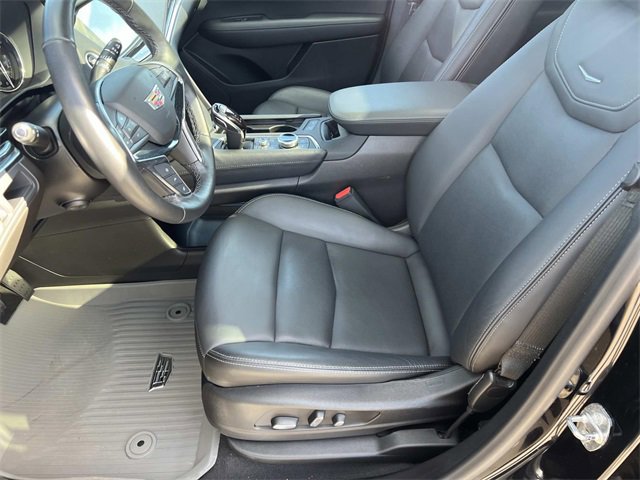 Certified 2022 Cadillac XT5 Premium Luxury w/ LPO, Floor Liner Package image 17