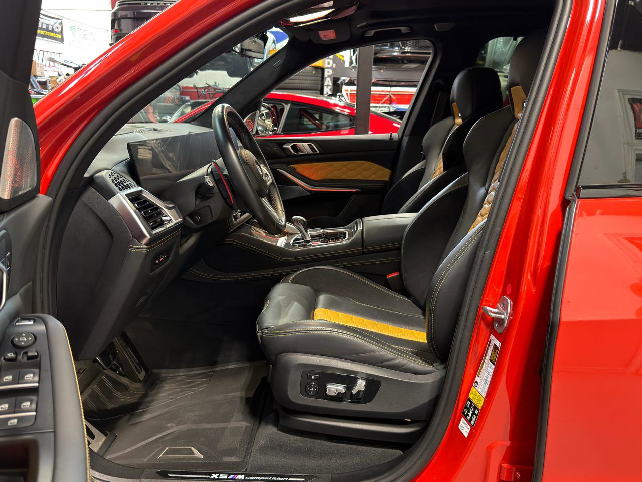 Used 2024 BMW X5 M Competition w/ Executive Package image 11