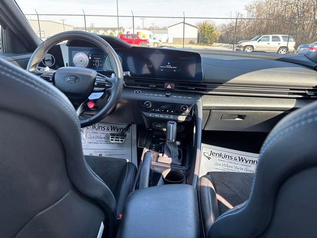 Used 2024 Hyundai Elantra N image 10