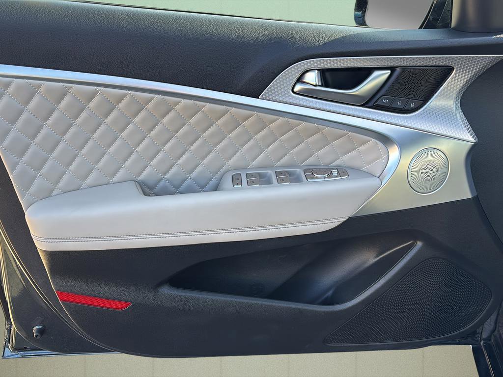 Used 2023 Genesis G70 3.3T w/ Sport Prestige Package image 16