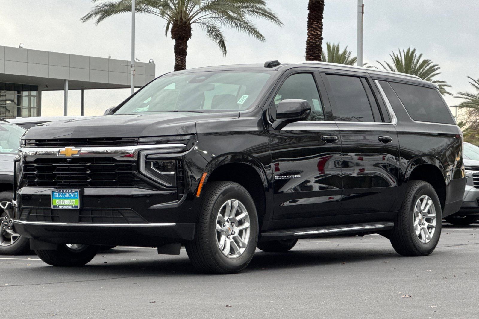 New 2026 Chevrolet Suburban LS w/ Max Trailering Package image 7