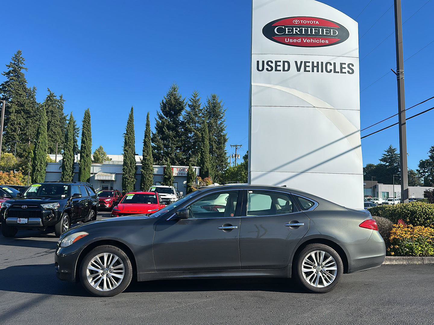 Used 2012 INFINITI M37 x