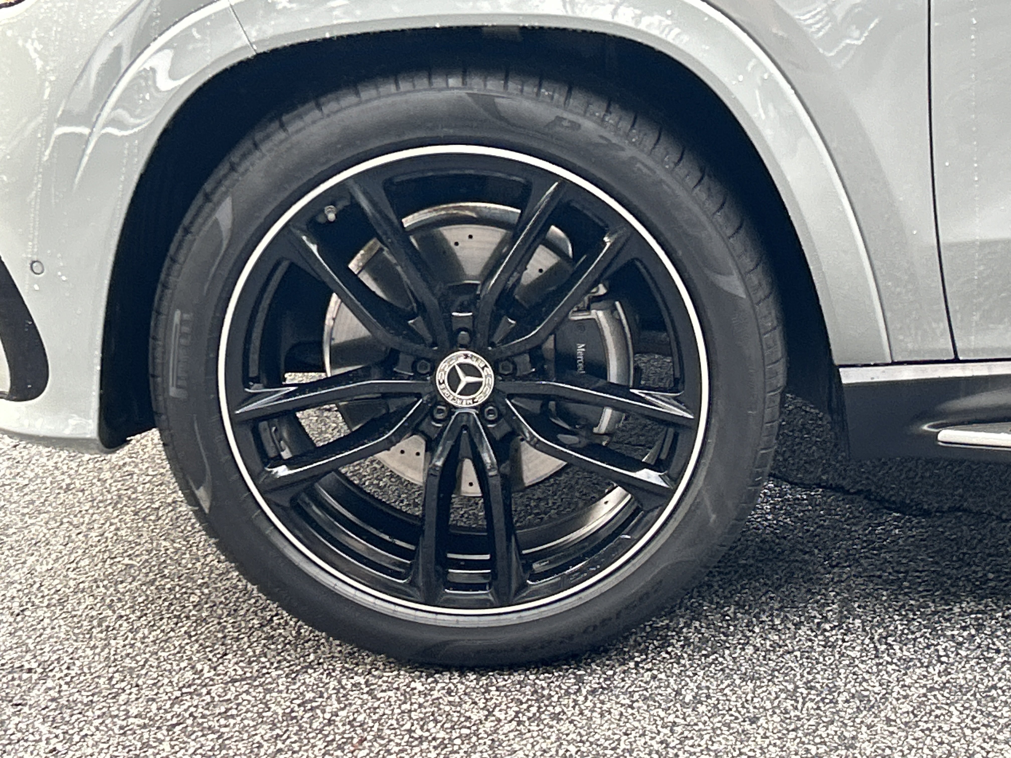 Certified 2024 Mercedes-Benz GLS 580 4MATIC image 17