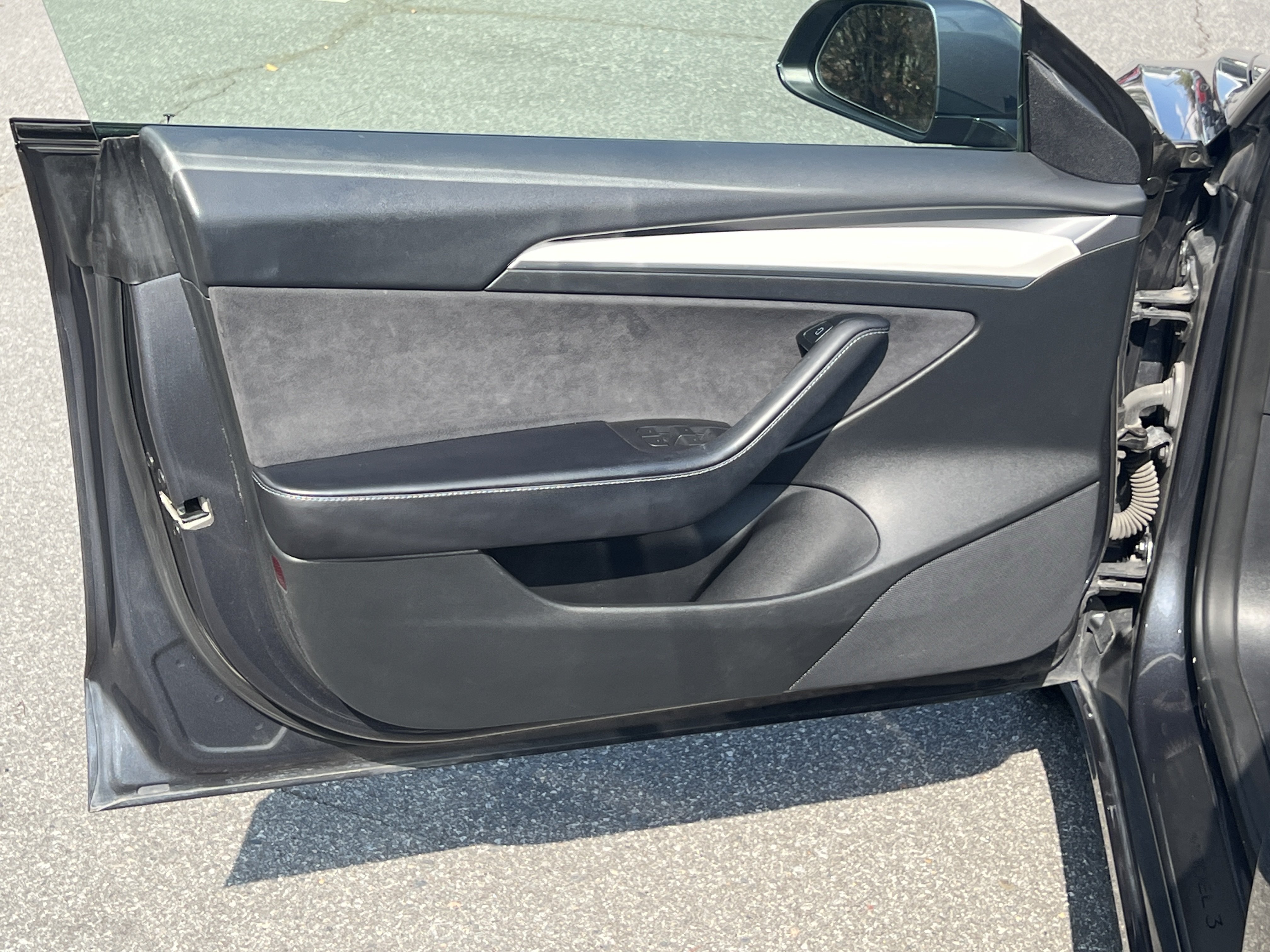 Used 2022 Tesla Model 3 Long Range AWD/4WD image 20