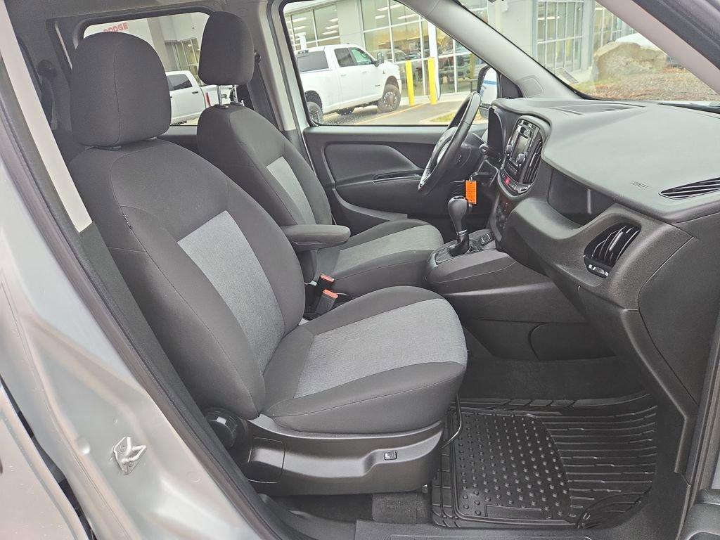 Used 2020 RAM ProMaster City SLT w/ Popular Equipment Group image 17