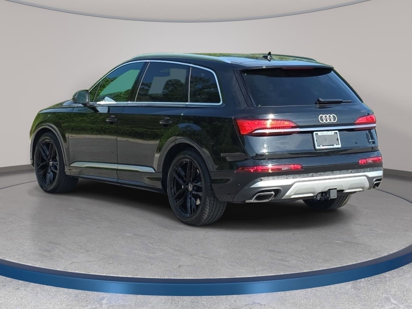 Used 2025 Audi Q7 3.0T Premium Plus AWD/4WD image 7
