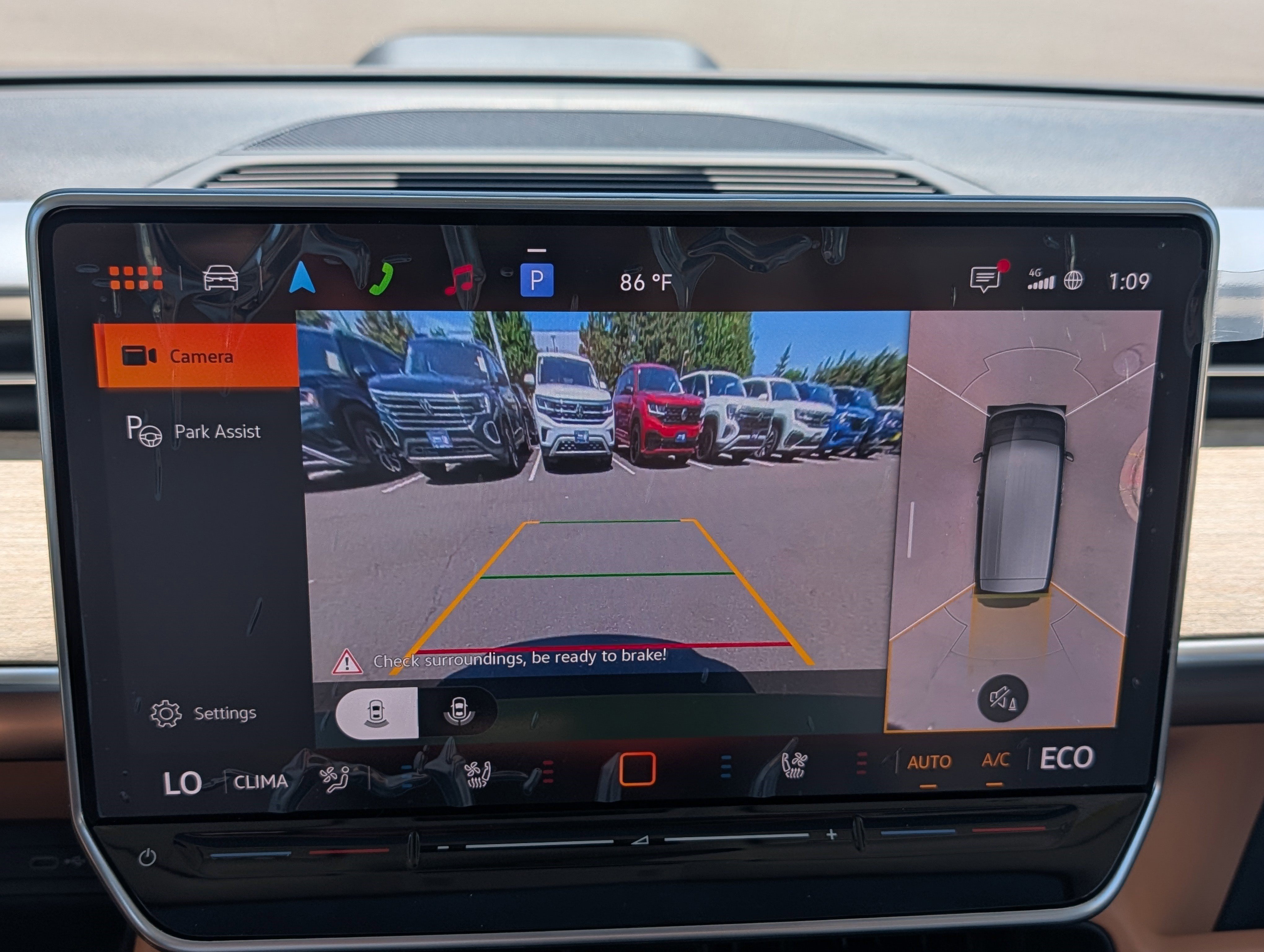 New 2025 Volkswagen ID. Buzz 1st Edition AWD/4WD image 12