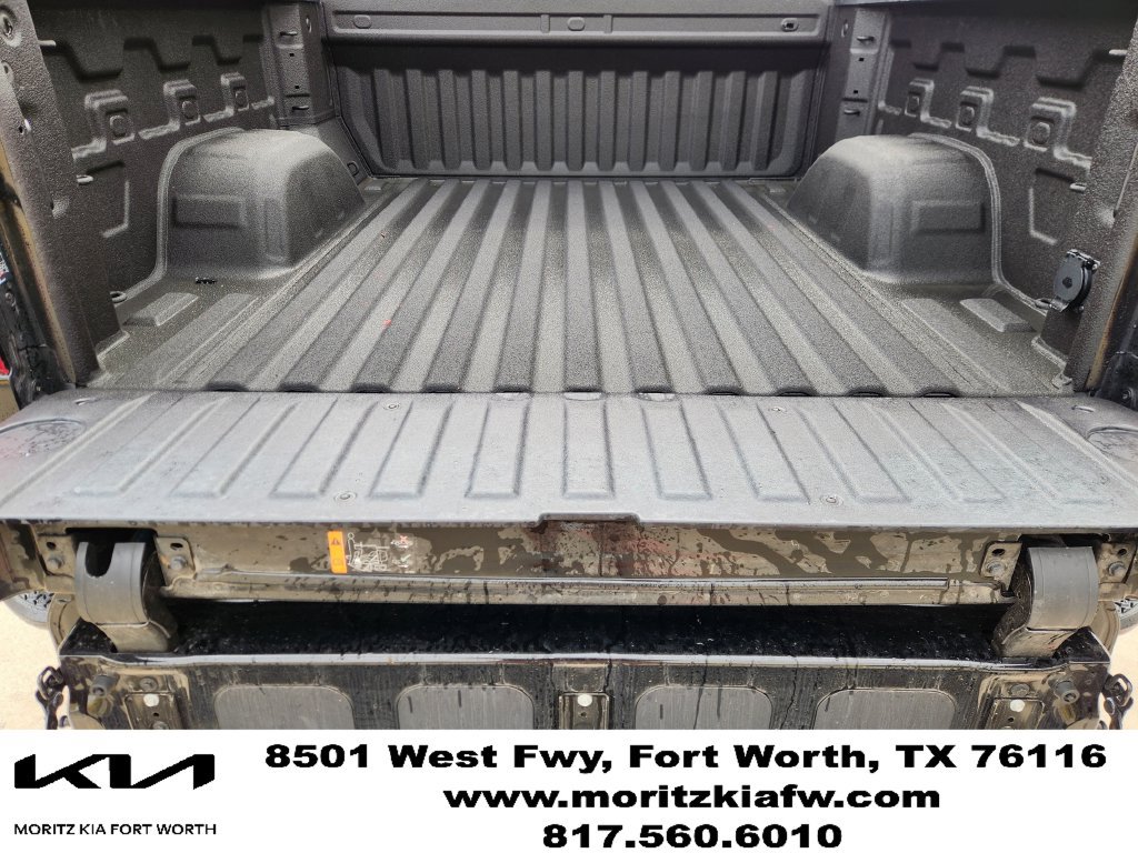 Used 2025 Chevrolet Silverado 1500 LT Trail Boss w/ Convenience Package II AWD/4WD image 32