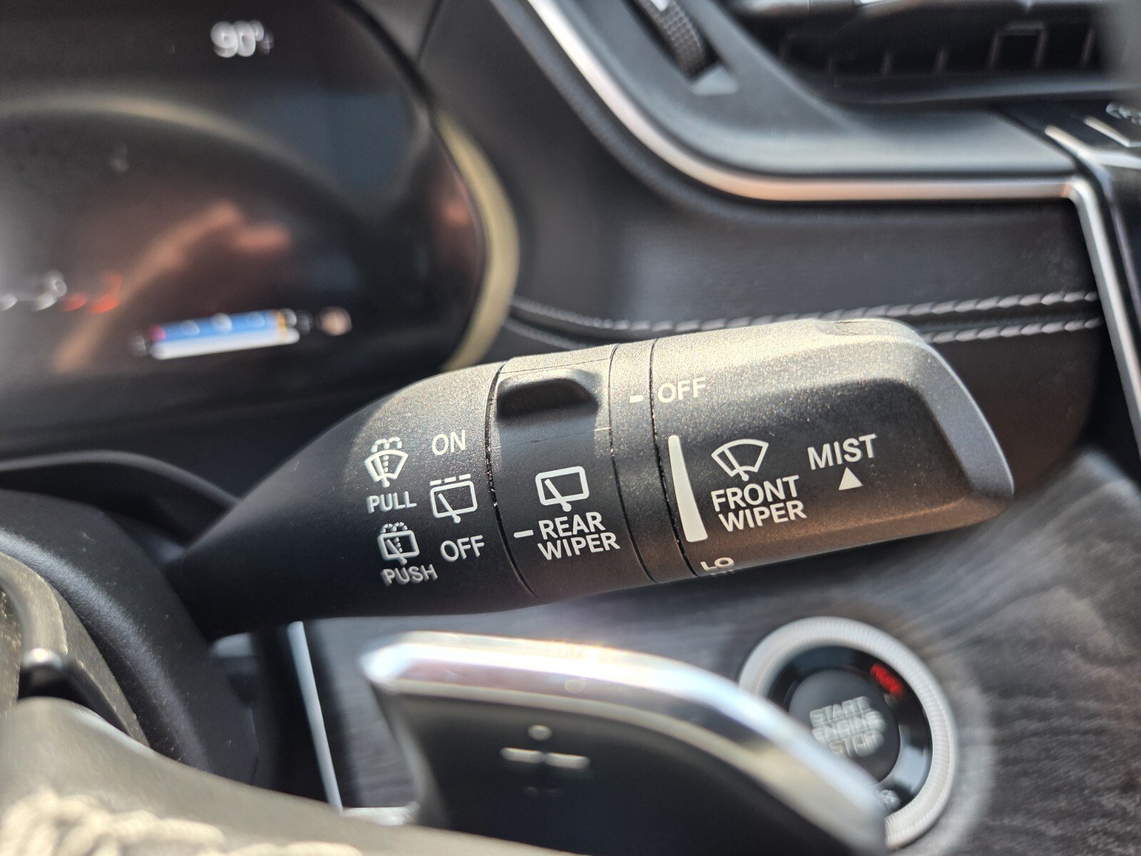 Used 2022 Jeep Grand Cherokee Limited AWD/4WD image 30