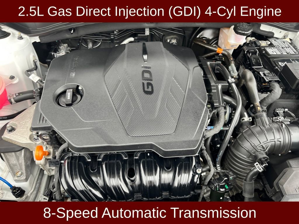 Used 2023 Kia Sportage EX image 3