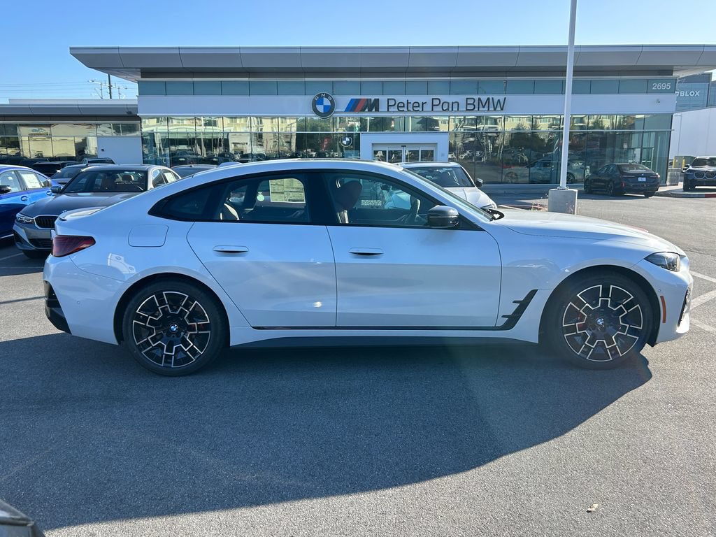 New 2026 BMW i4 eDrive40 w/ M Sport Package RWD image 6