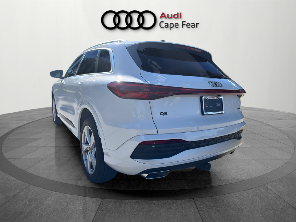 Used 2025 Audi Q5 Premium Plus AWD/4WD image 5