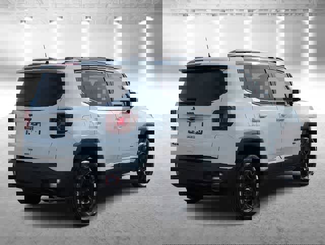 Used 2020 Jeep Renegade Altitude image 8