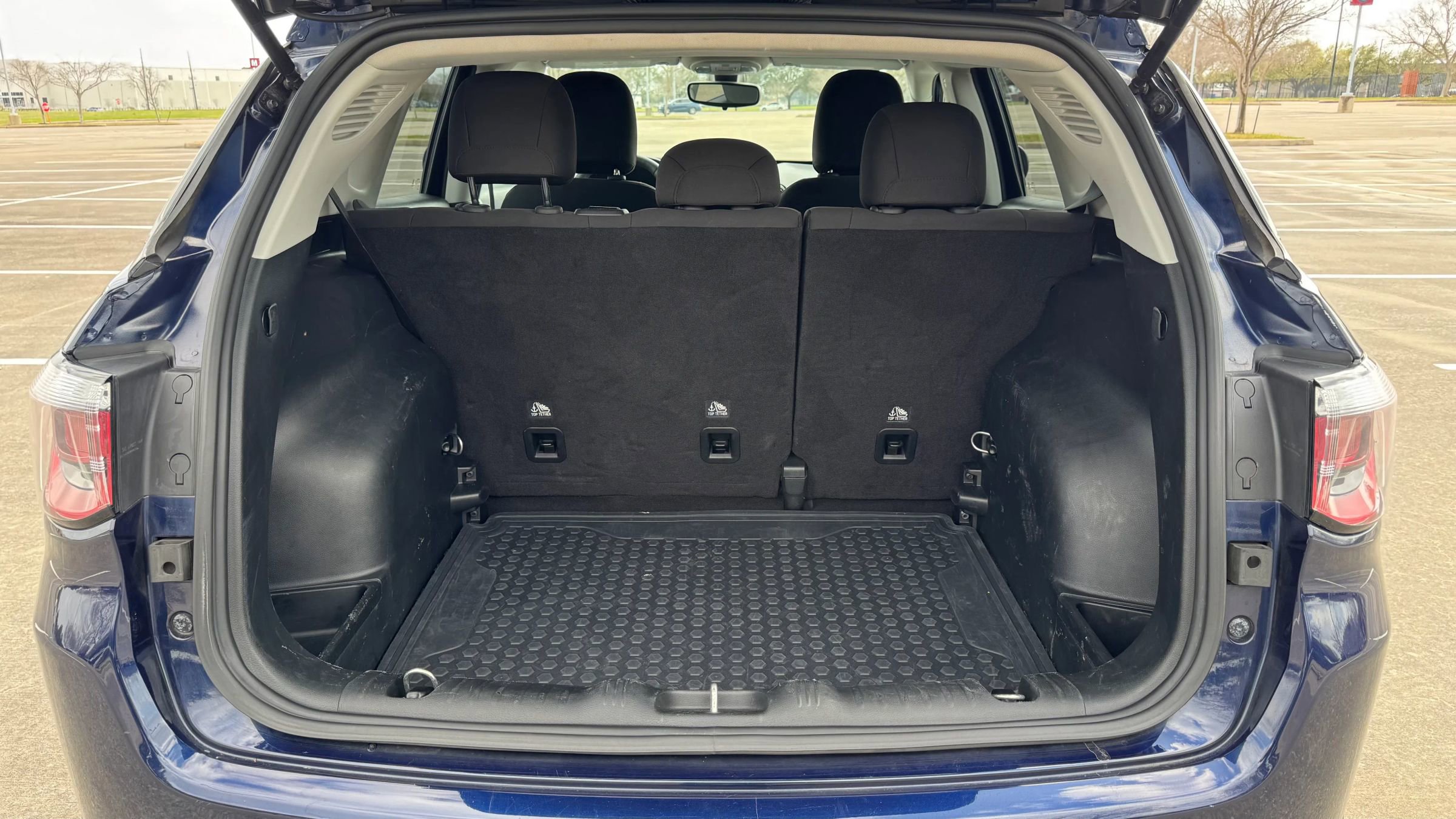 Used 2018 Jeep Compass Sport w/ Tech Group FWD image 19