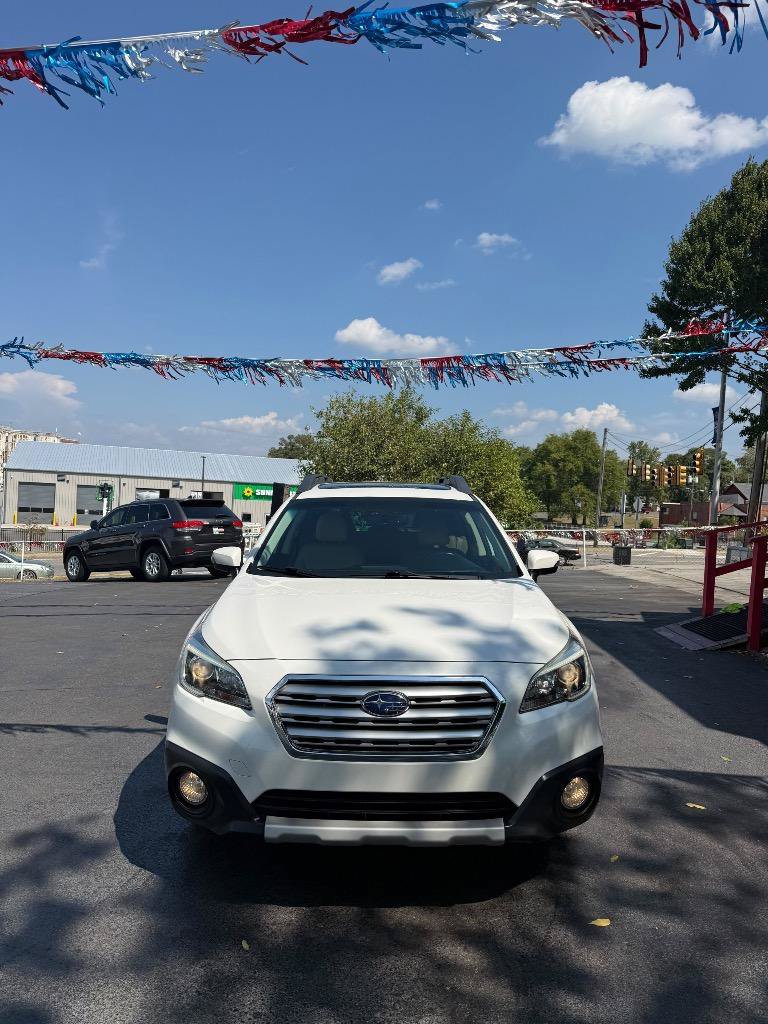 Used 2015 Subaru Outback 2.5i Limited AWD/4WD image 4