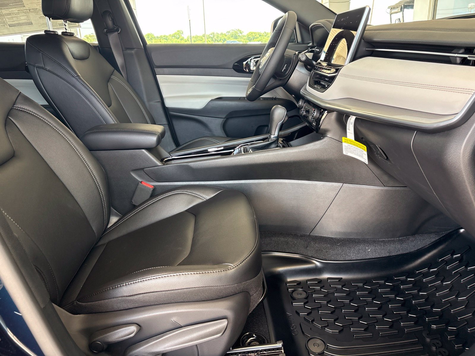 New 2026 Jeep Compass Limited AWD/4WD image 18