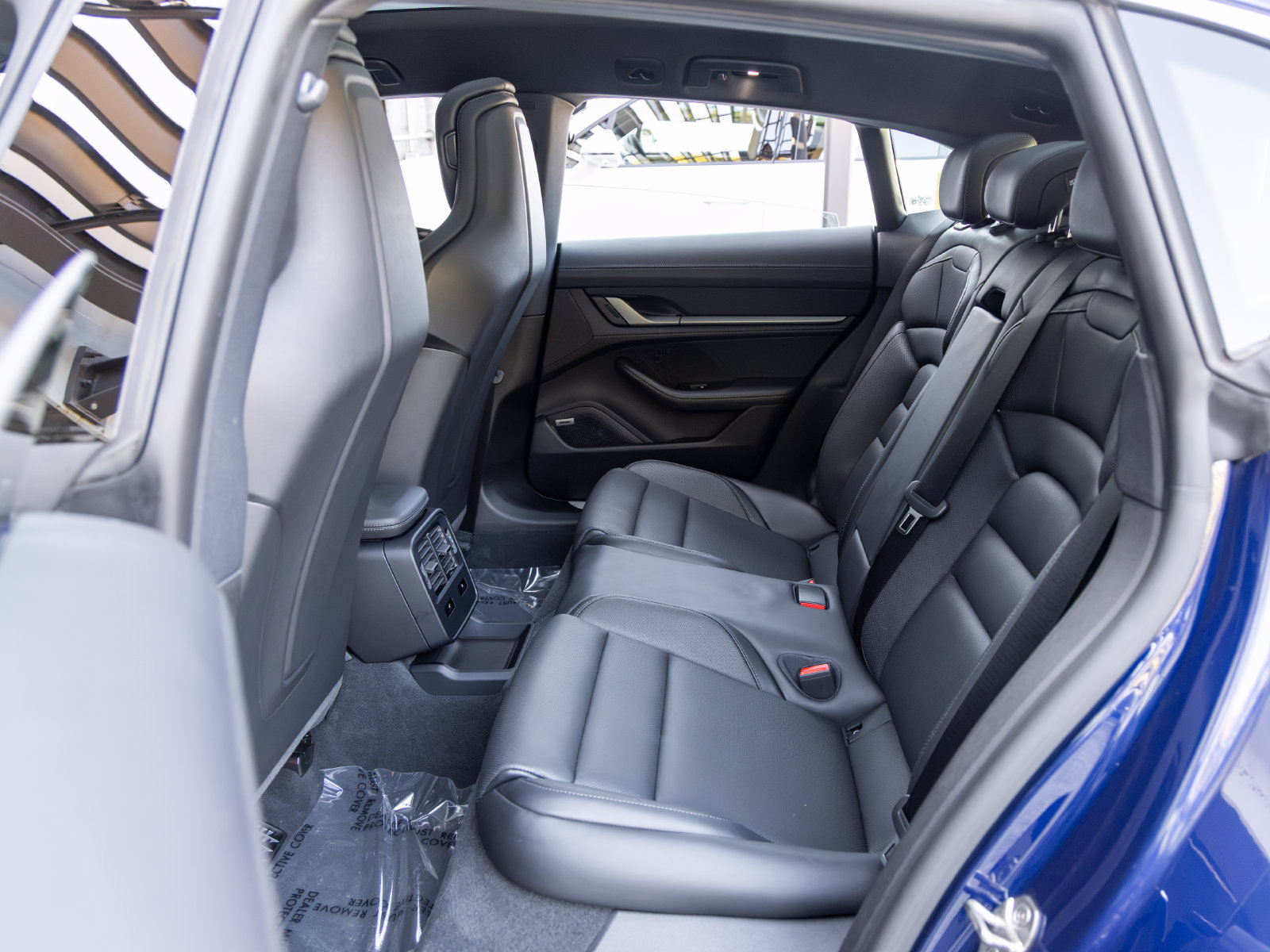 Certified 2025 Porsche Taycan 4S AWD/4WD image 49