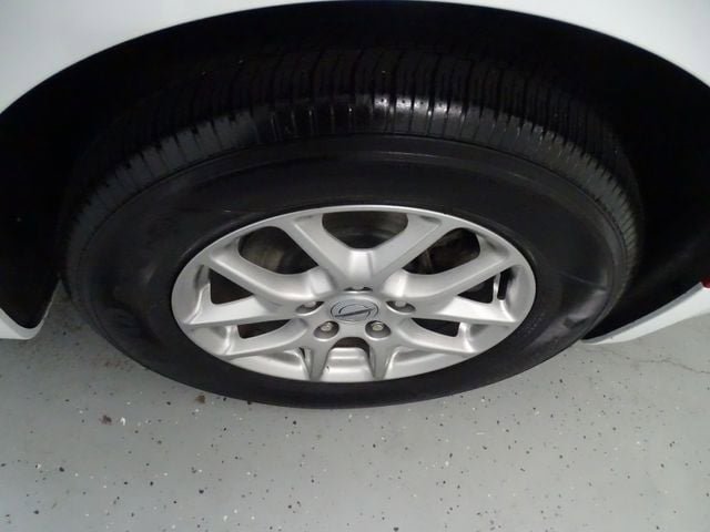 Used 2025 Chrysler Pacifica Select FWD image 26