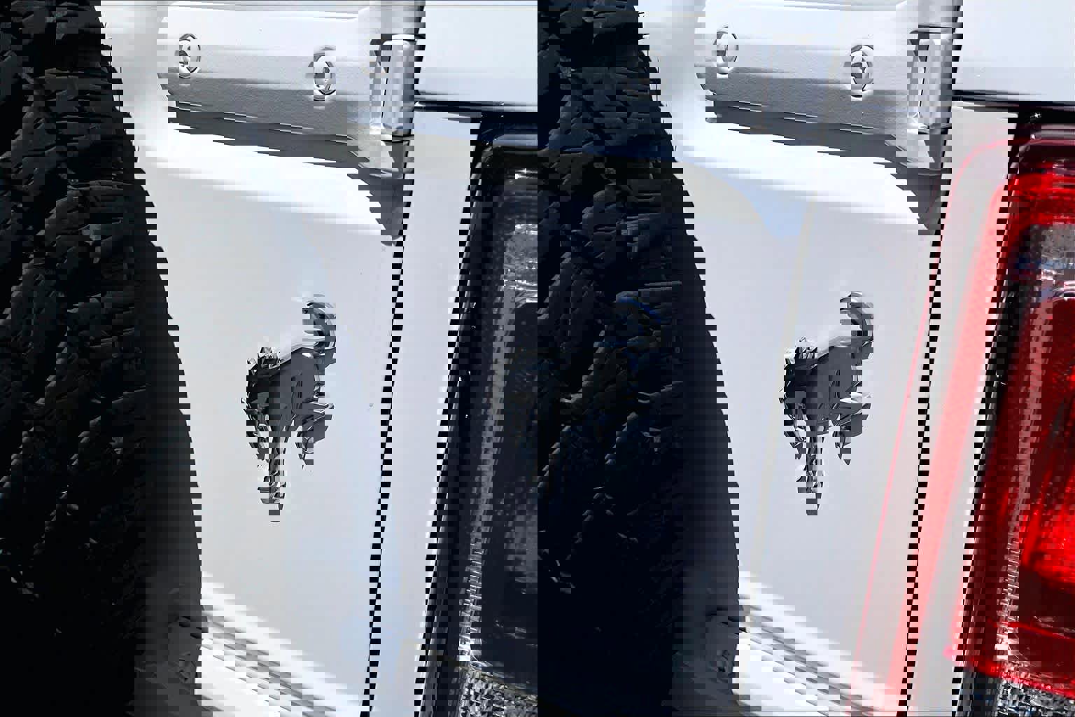 Used 2023 Ford Bronco Black Diamond w/ Sasquatch Package image 29