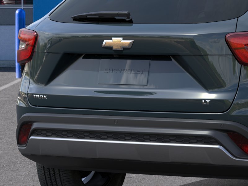 New 2026 Chevrolet Trax LT w/ Driver Confidence Package FWD image 38