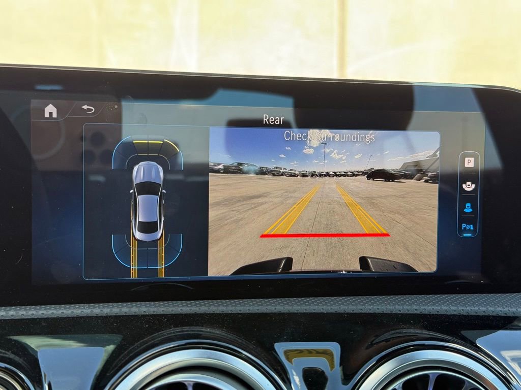 Used 2025 Mercedes-Benz CLA 250 image 9