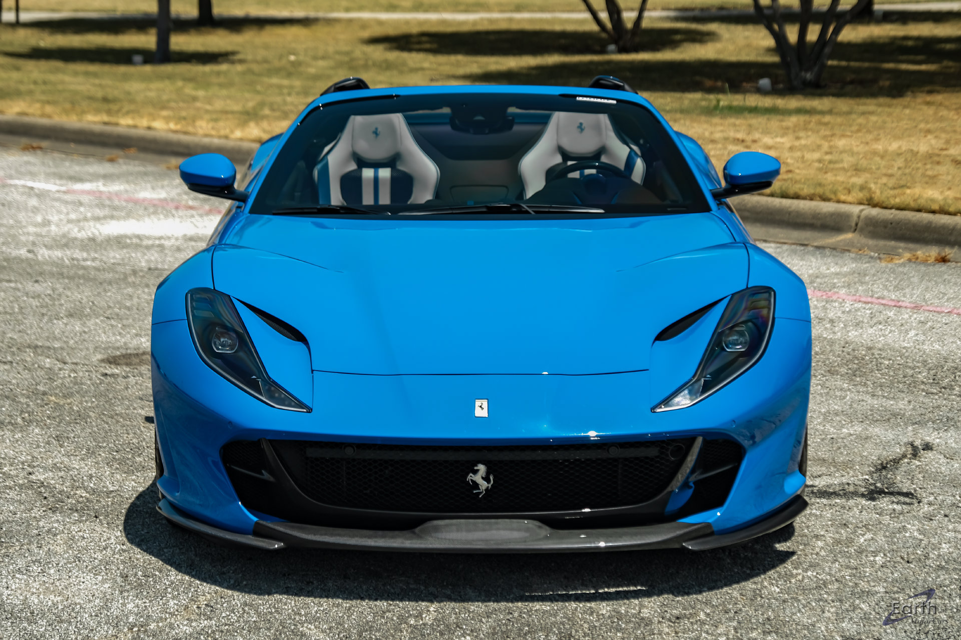 Used 2022 Ferrari 812 GTS RWD image 33