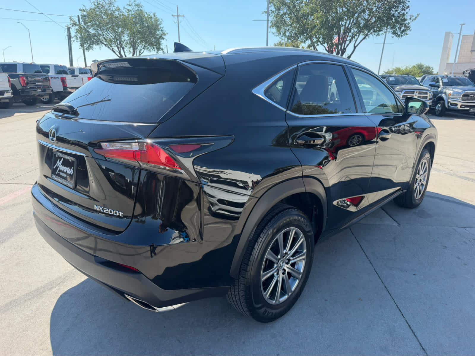 Used 2015 Lexus NX 200t FWD image 3