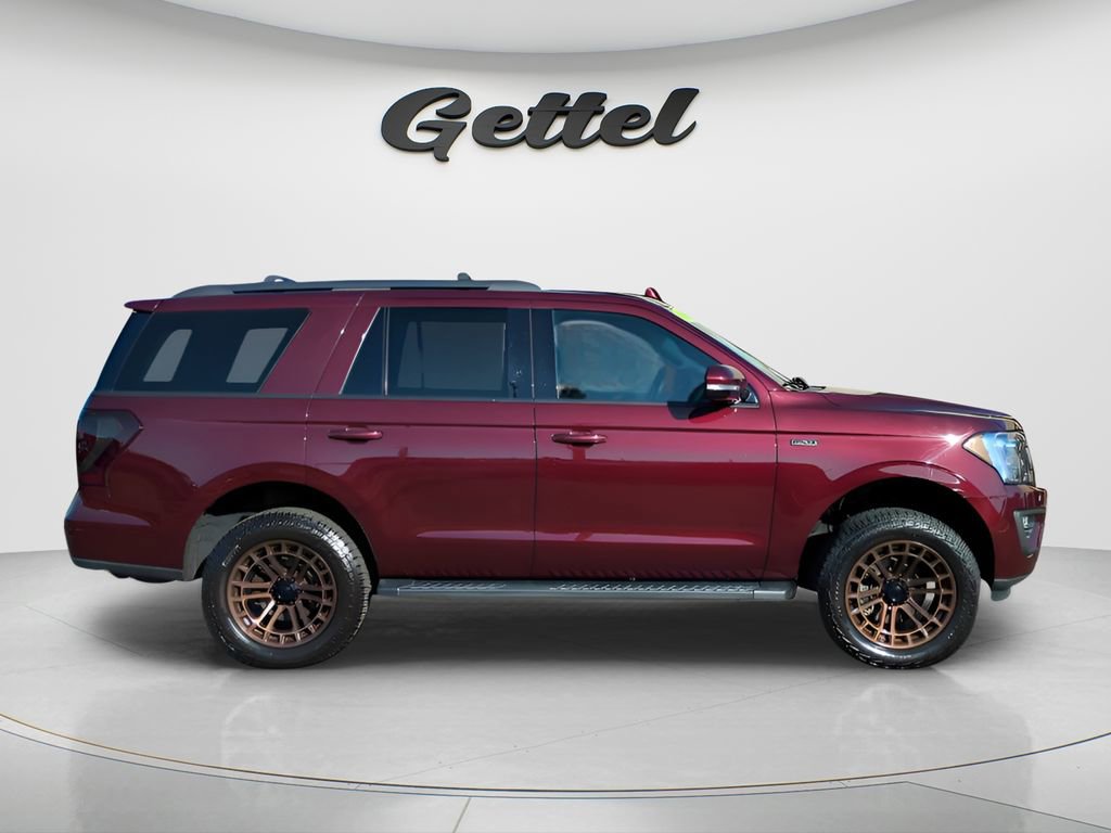 Used 2021 Ford Expedition XLT image 3