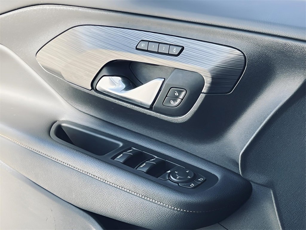 Used 2021 GMC Terrain SLT w/ Infotainment Package II image 29