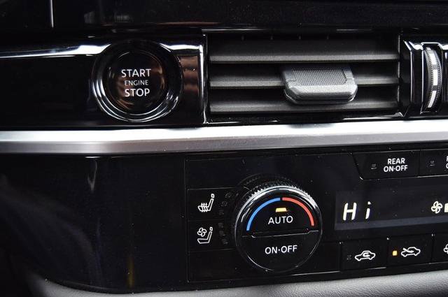 Certified 2025 Nissan Pathfinder Platinum image 19