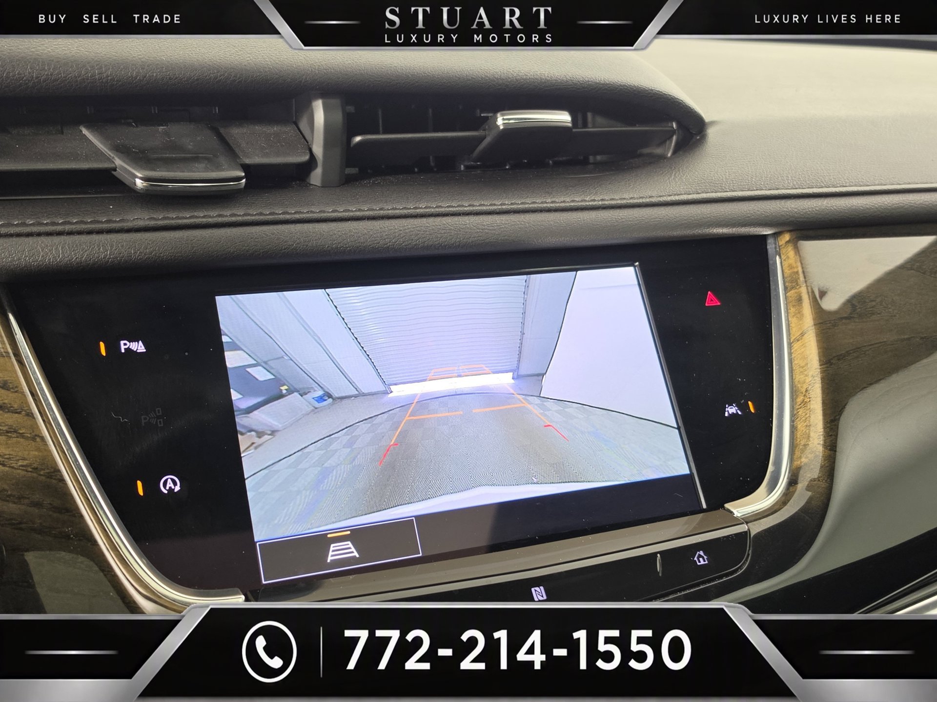 Used 2021 Cadillac XT6 Premium Luxury FWD image 14