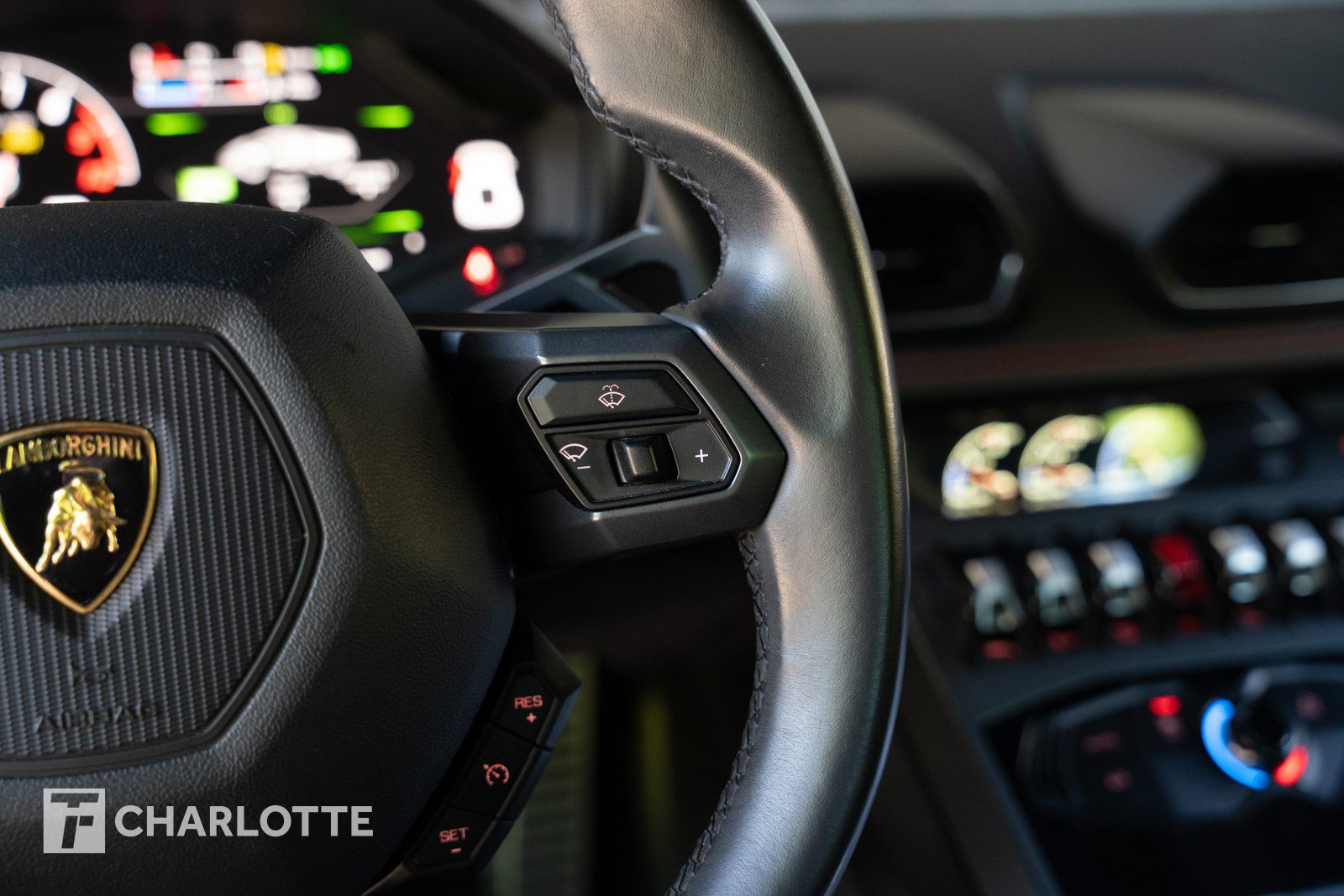 Used 2016 Lamborghini Huracan LP 580-2 RWD image 21