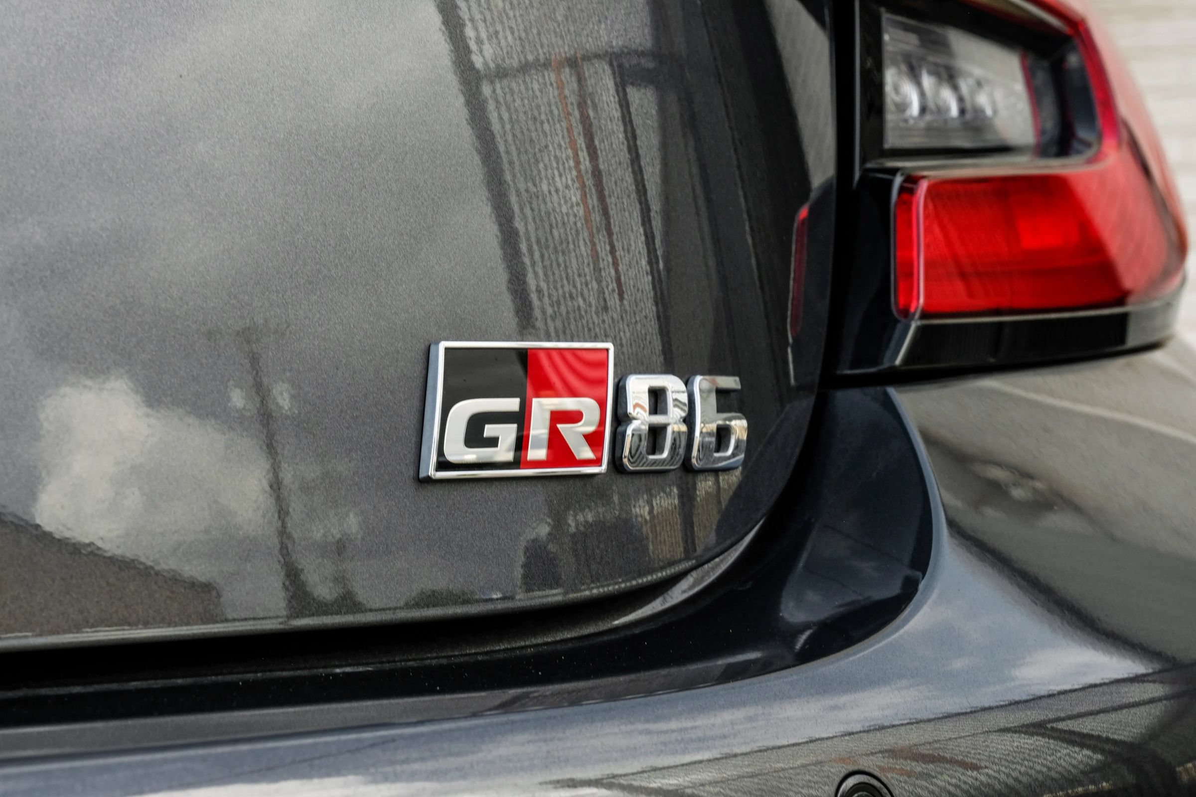 Used 2024 Toyota GR86 RWD image 40