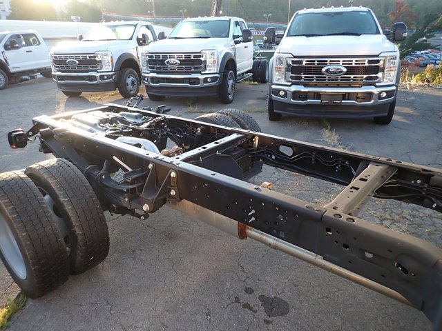 New 2024 Ford F550 4x4 SuperCab Super Duty image 8