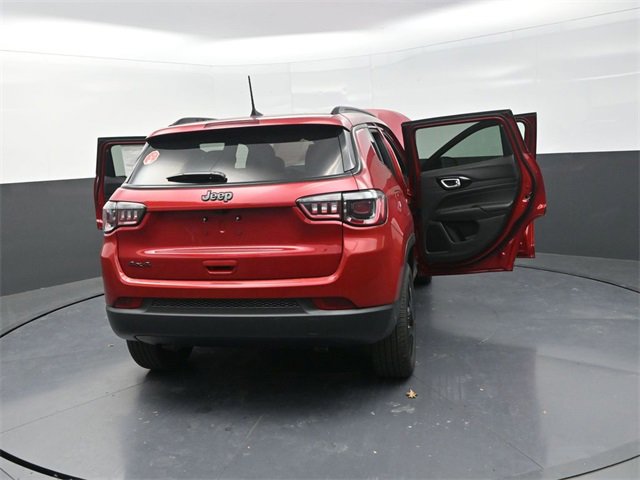 New 2026 Jeep Compass Latitude image 30