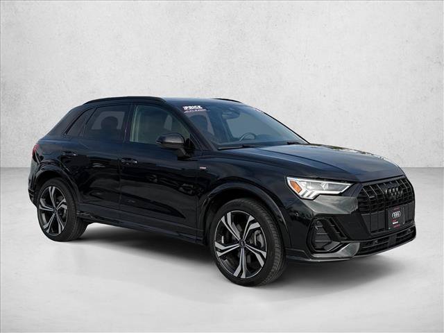 Used 2023 Audi Q3 2.0T Premium Plus w/ Premium Plus Package AWD/4WD image 3
