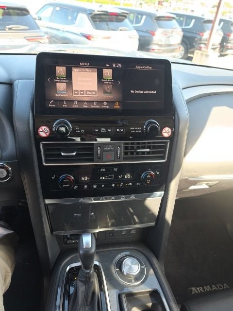 Used 2024 Nissan Armada SV AWD/4WD image 37