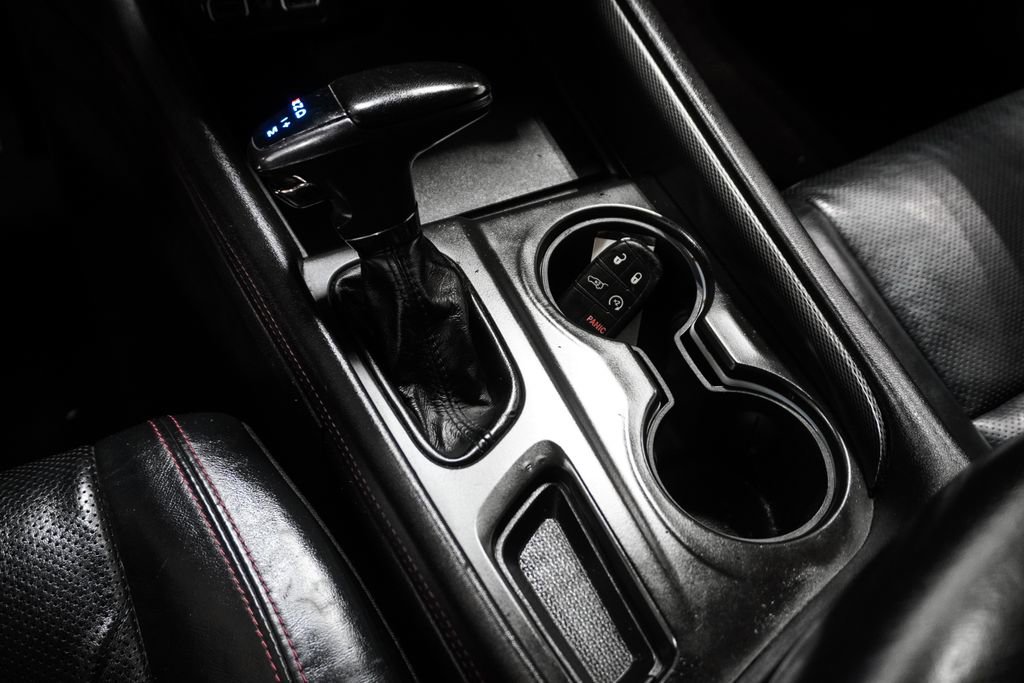 Certified 2022 Dodge Durango R/T image 29