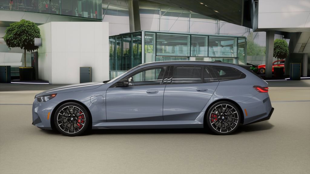 New 2026 BMW M5 Touring w/ M Driver's Package image 4