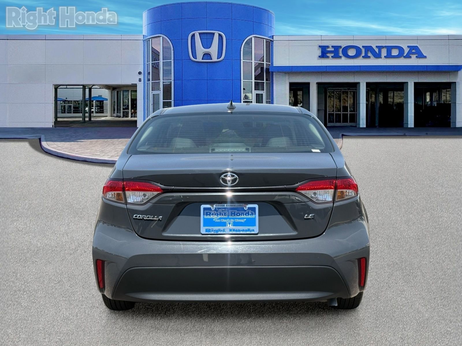 Used 2024 Toyota Corolla LE FWD image 7
