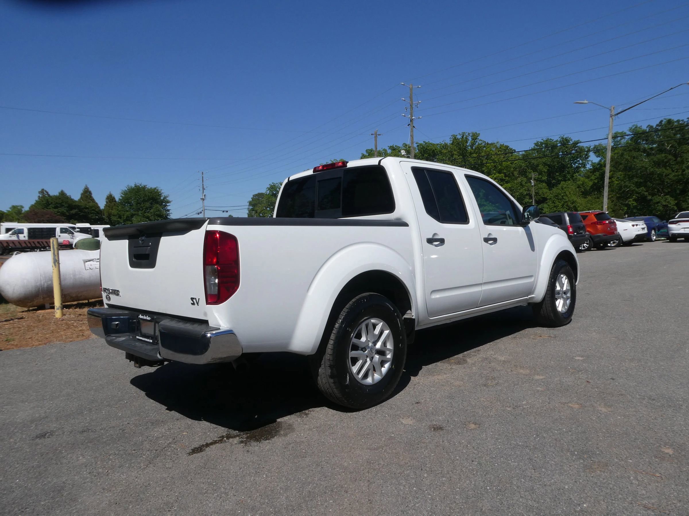 Used 2018 Nissan Frontier SV RWD image 5