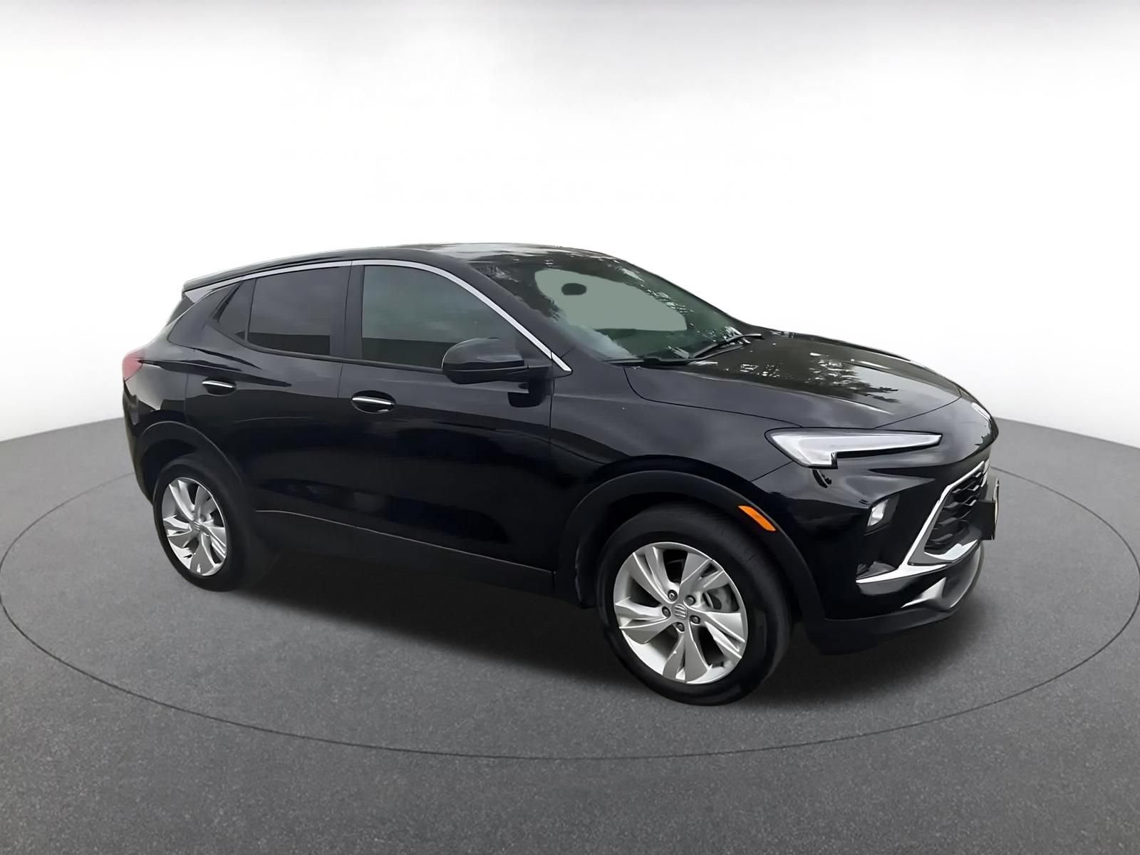 Used 2025 Buick Encore GX Preferred FWD image 2