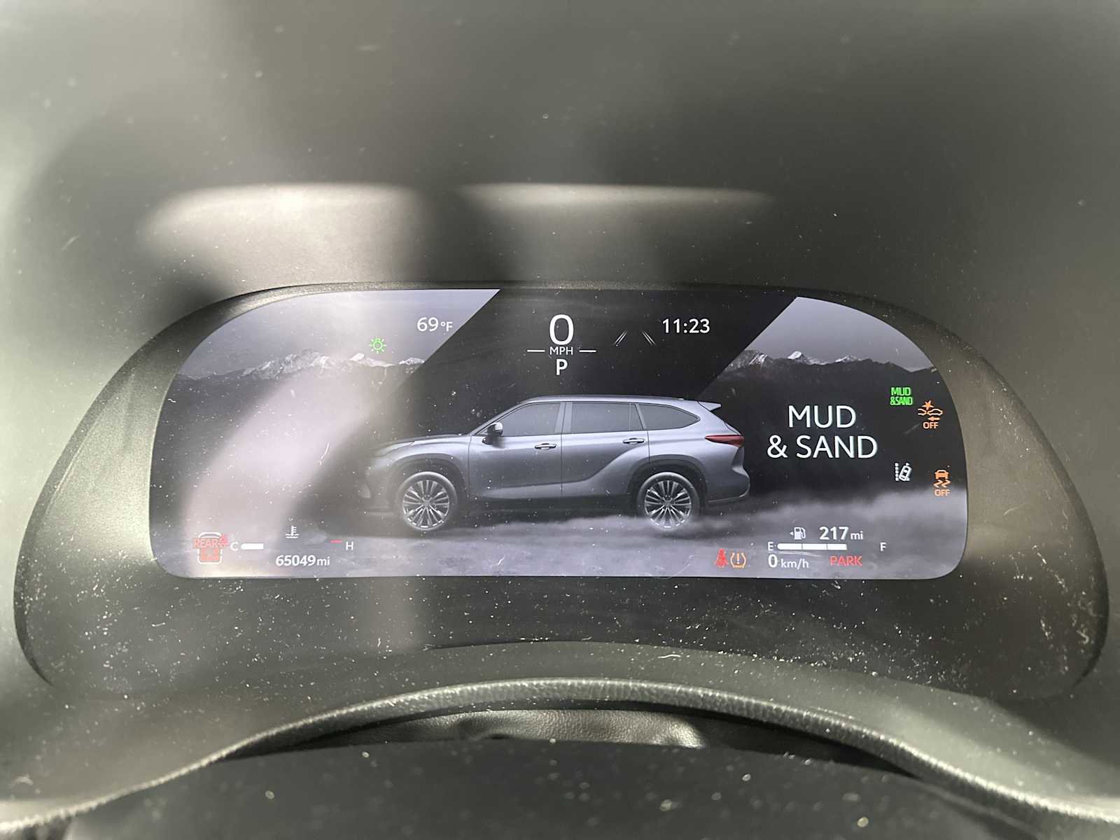 Used 2023 Toyota Highlander Limited image 21