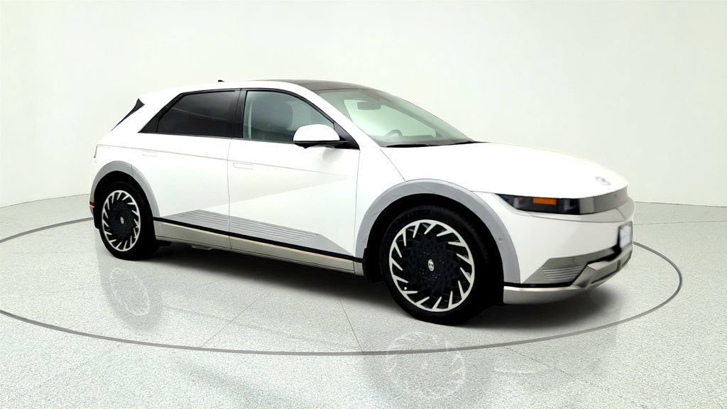 Used 2024 Hyundai Ioniq 5 Limited AWD/4WD image 3