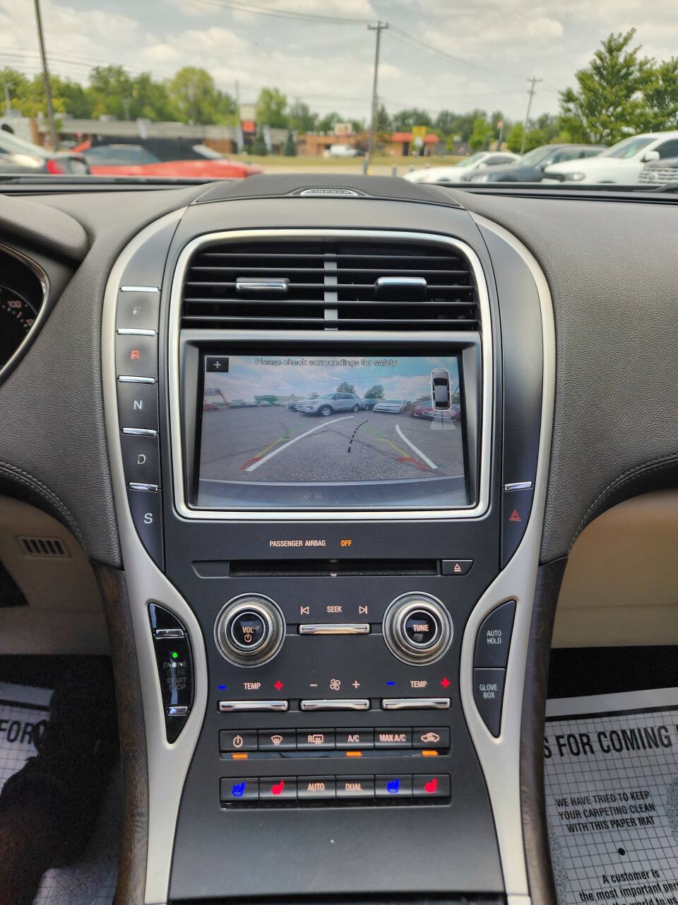 Used 2016 Lincoln MKX Reserve FWD image 17