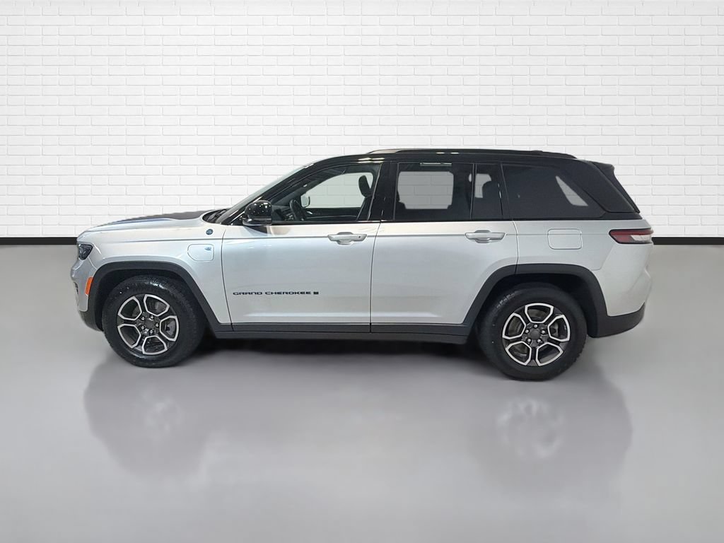 Used 2023 Jeep Grand Cherokee Trailhawk AWD/4WD image 6