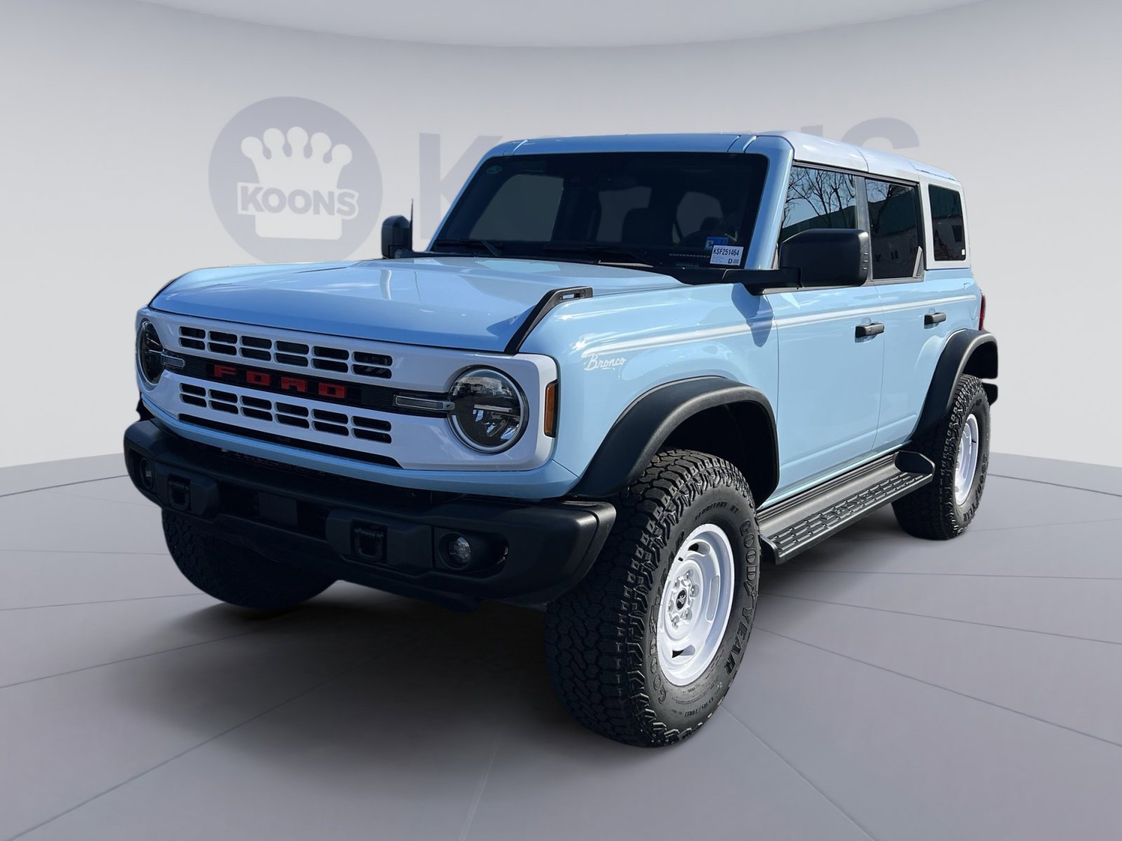 New 2025 Ford Bronco Heritage Edition image 1